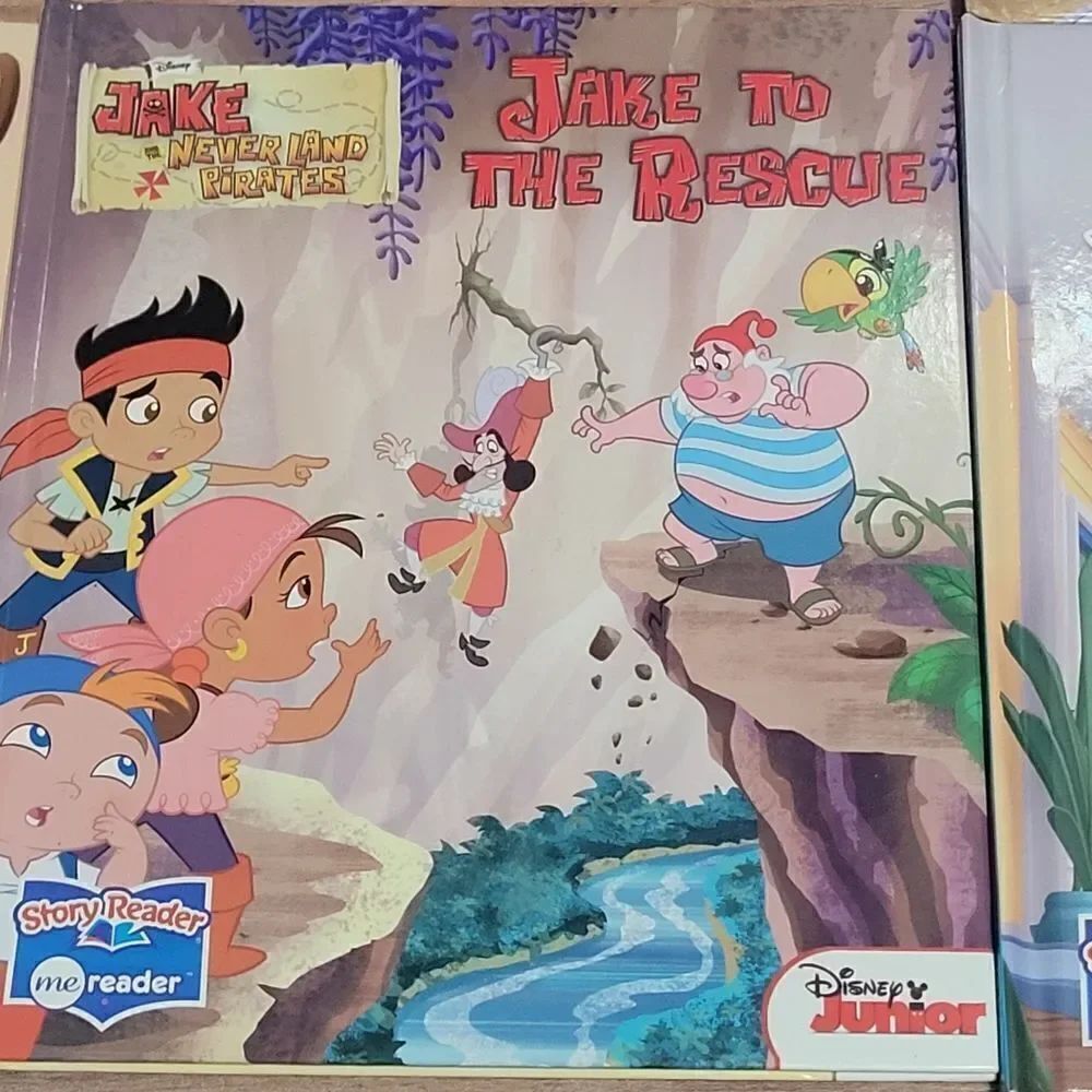 Disney Me Reader with 7 books - Picture 9 of 9